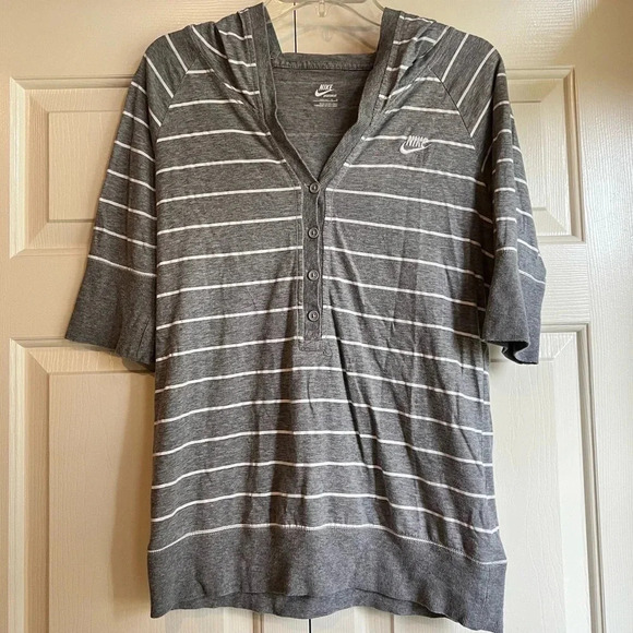 Nike Tops - NIKE Sportswear V-neck hooded Cotton T-shirt women’s size Medium